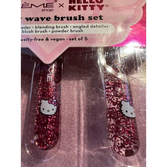 New Hello Kitty Luv Wave Set Of 5 Make Up Brush The Creme Shop Collection - Picture 5 of 8